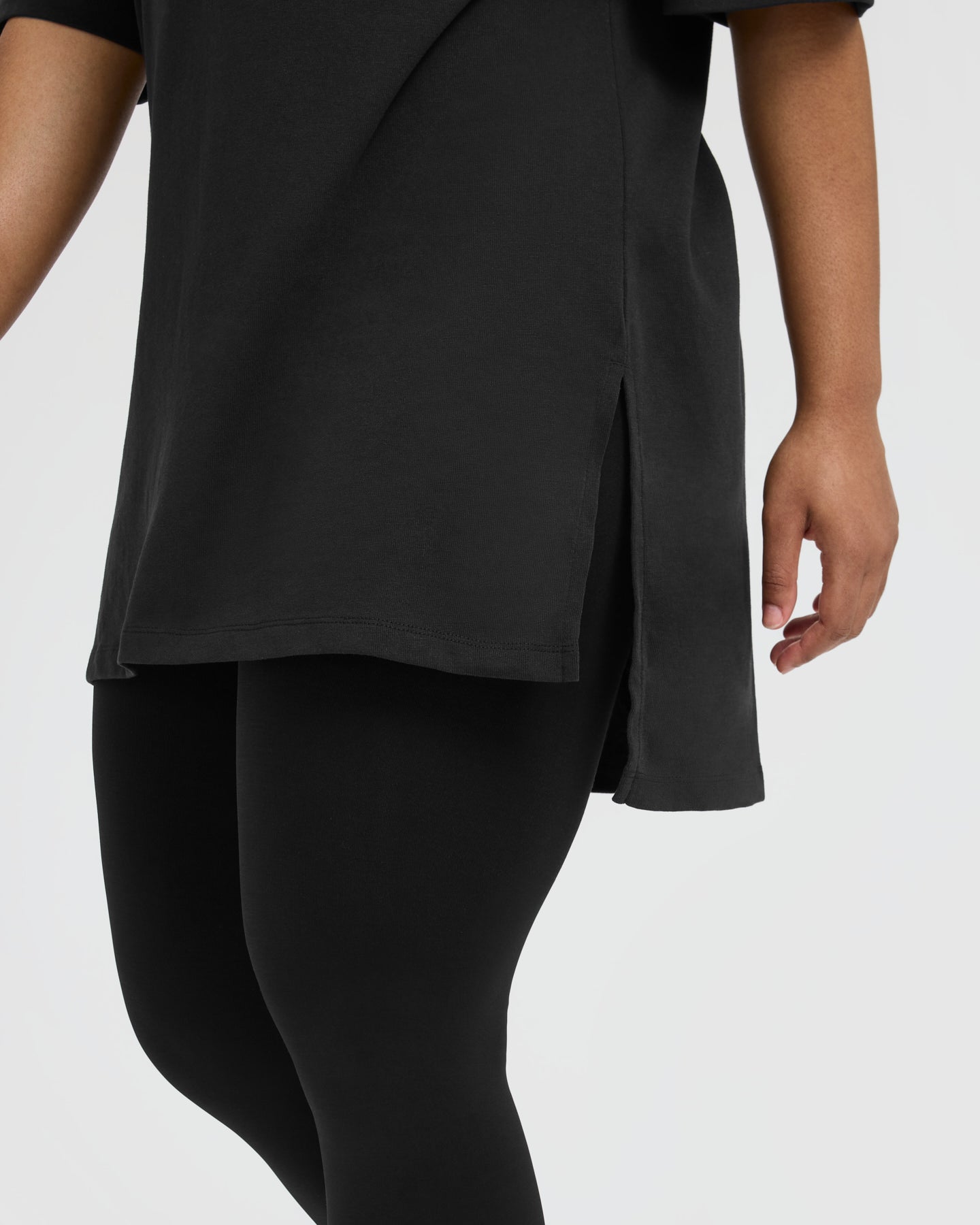 Classic Oversized Longline T-Shirt | Black - Image 5
