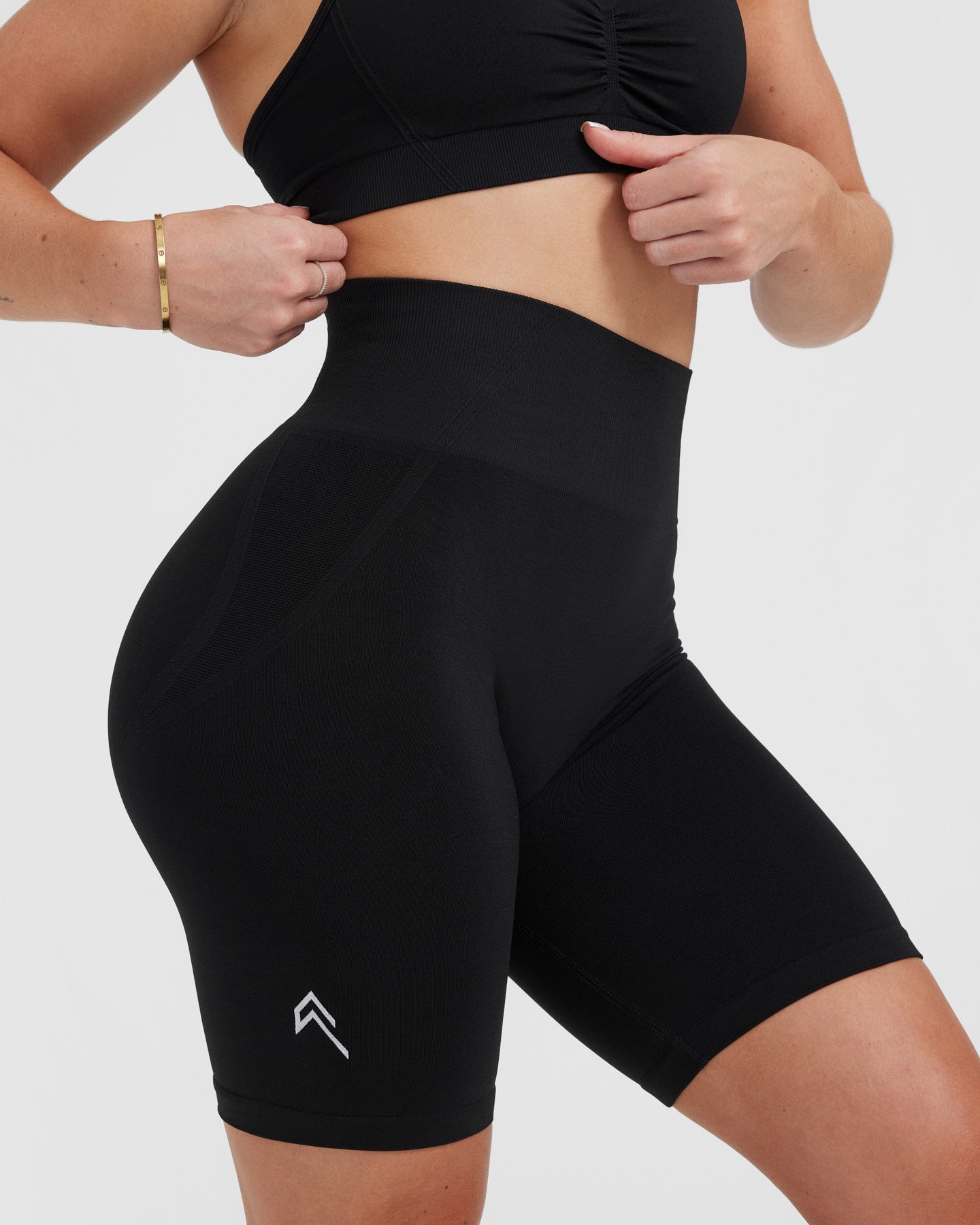 EffortlessLift Seamless Cycling Shorts with White Logo | Black - Image 4