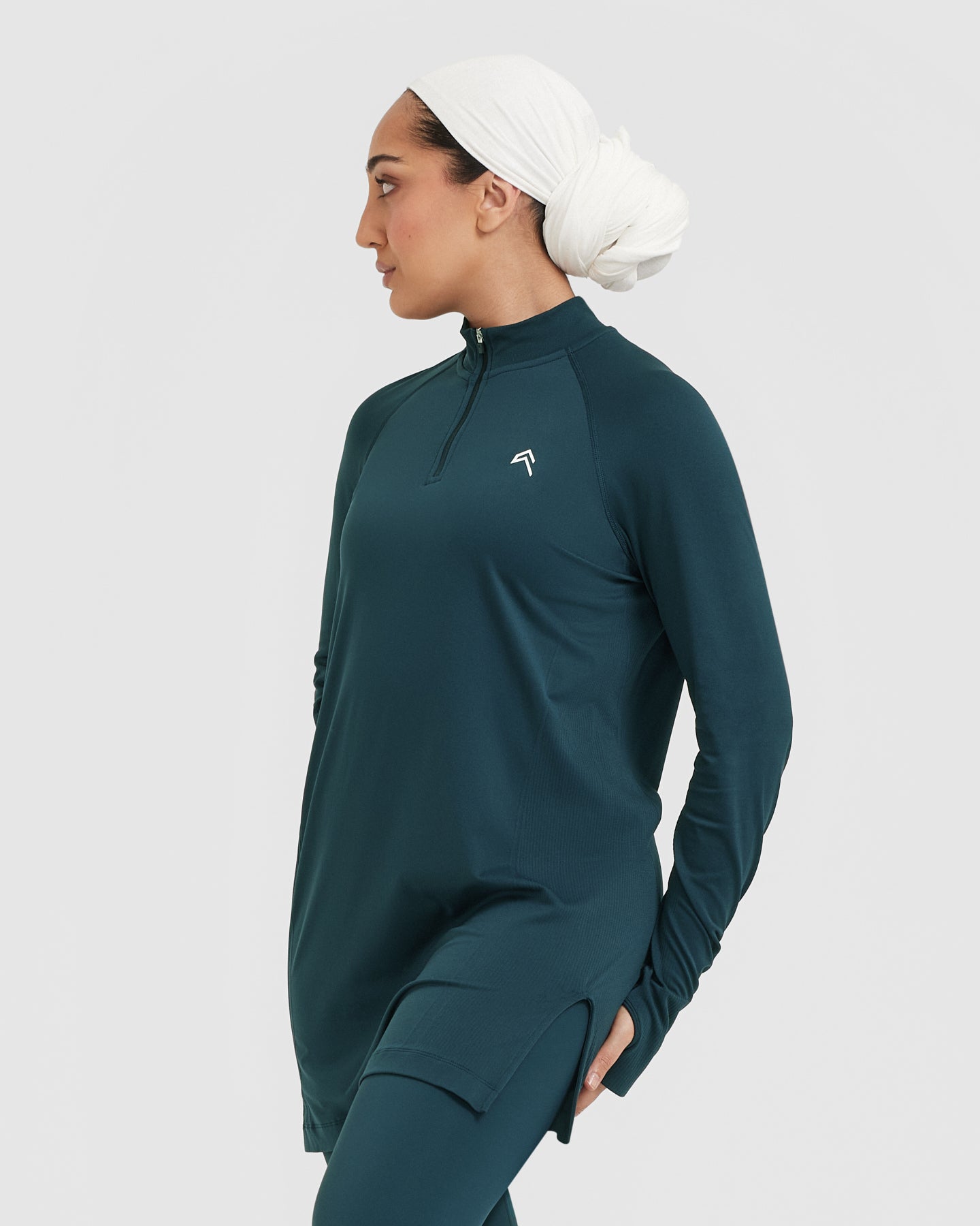 Go To Seamless Loose Long Sleeve Longline Top | Oil Blue - Image 3