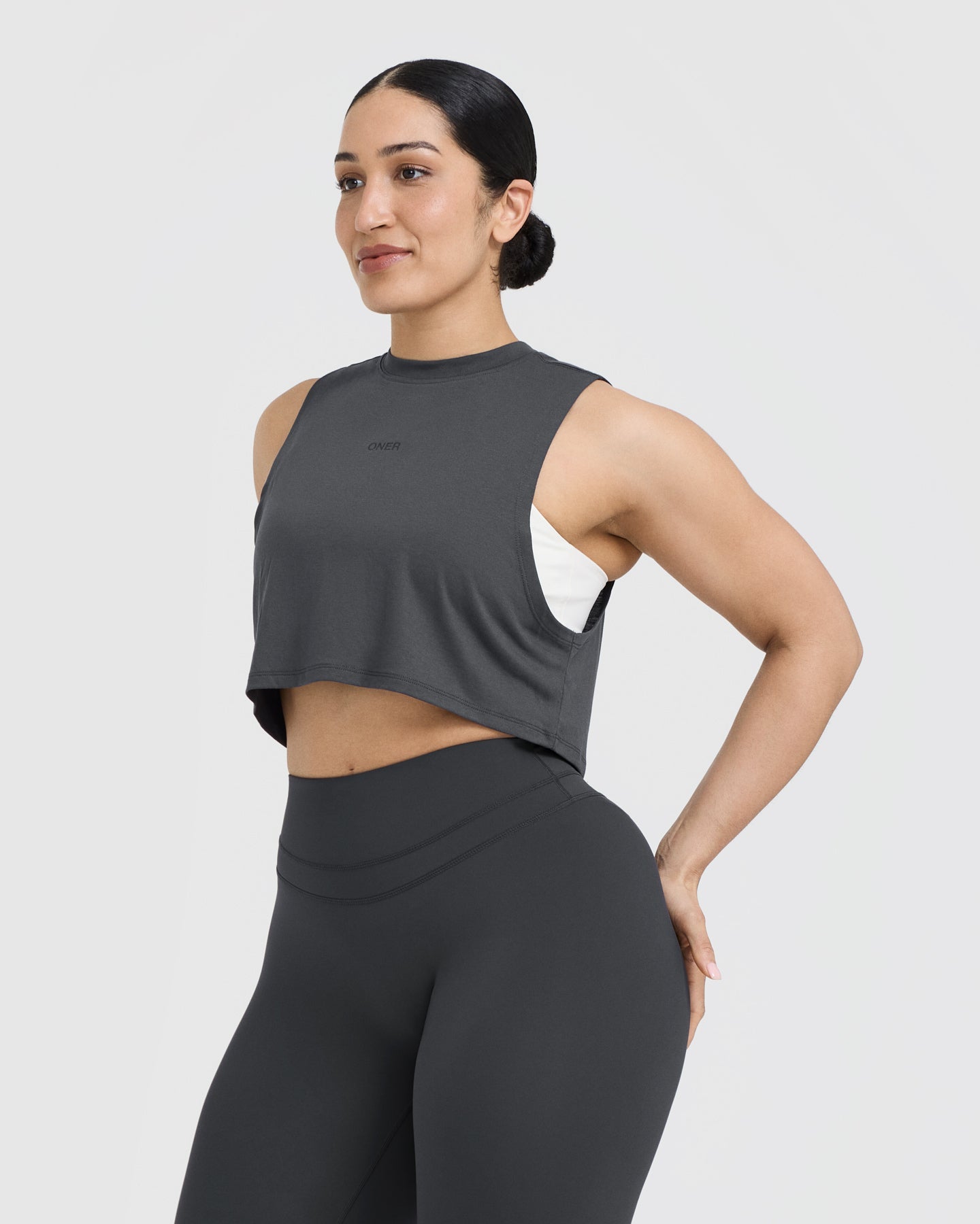 Go To Muscle Crop Tank | Coal - Image 3