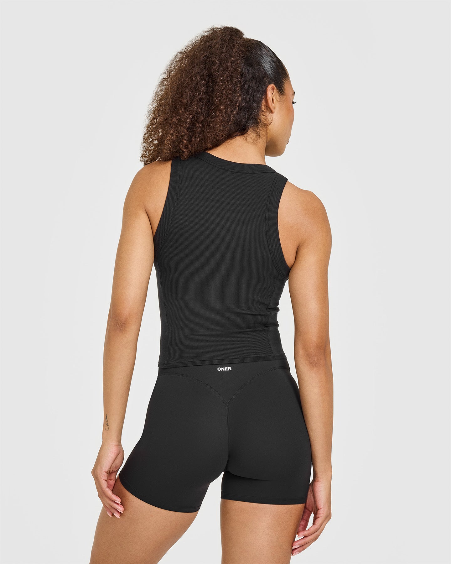 Mellow Rib High Neck Mid Tank Top | Black - Image 2
